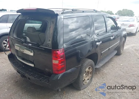 2008 Chevrolet Tahoe Lt z USA, uszkodzony, nr VIN 1GNFC13028J103002